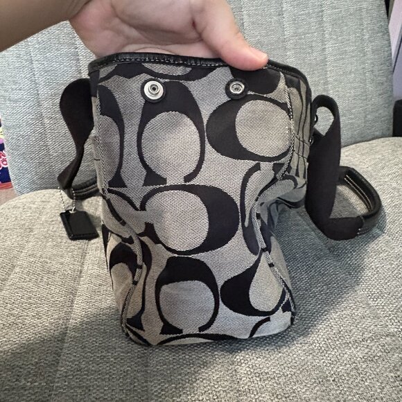 Coach Signature Jacquard Canvas Tote – Style F14878 - Picture 10 of 10